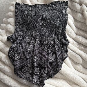 New Look Black and White Paisley Crop Top